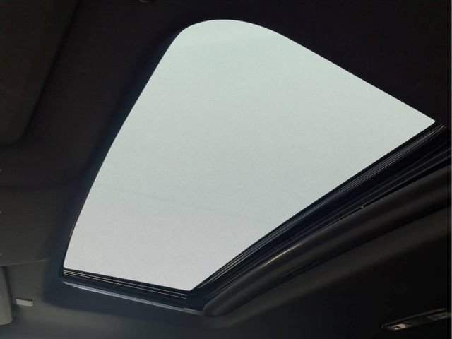 Used 2024 Summit White GMC AT4 image 19