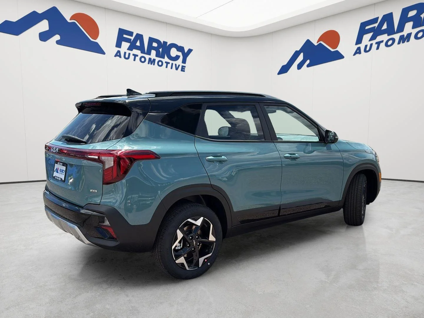 Used 2026 Pluton Blue/Fusion Black Roof Kia S image 4