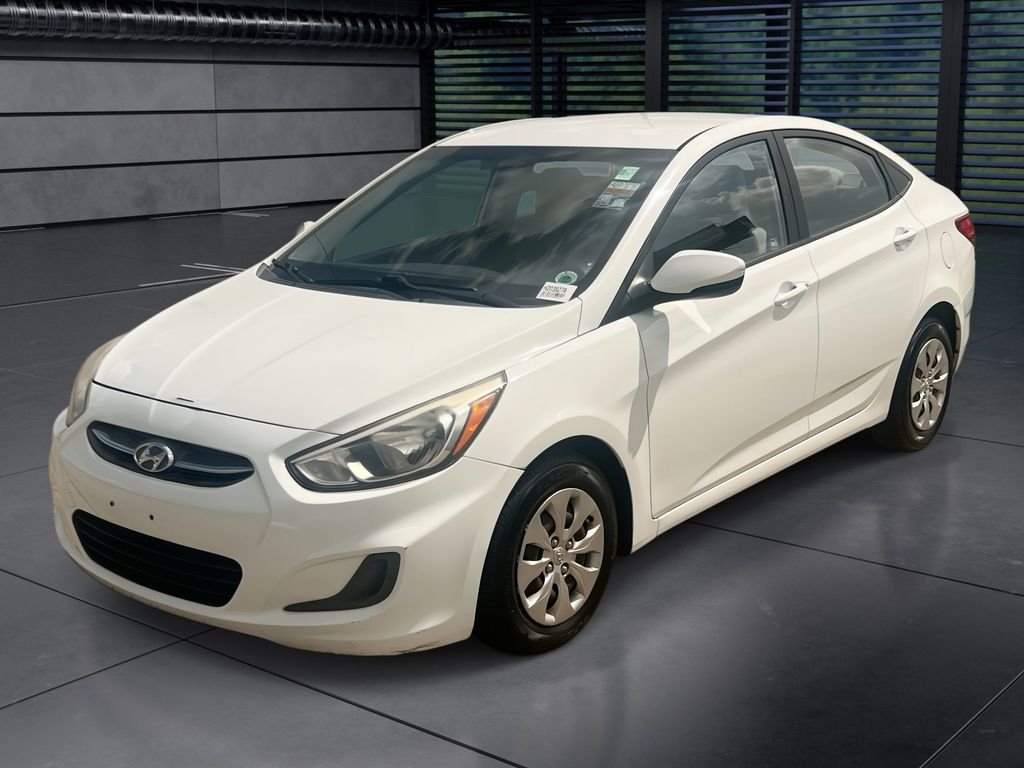 2015 Hyundai Accent GLS 4-Door 6-Speed Automatic's photo