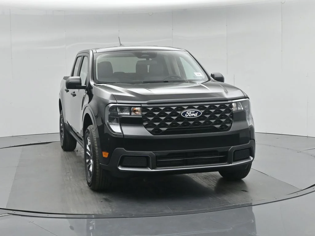 New 2026 Shadow Black Ford XLT image 52