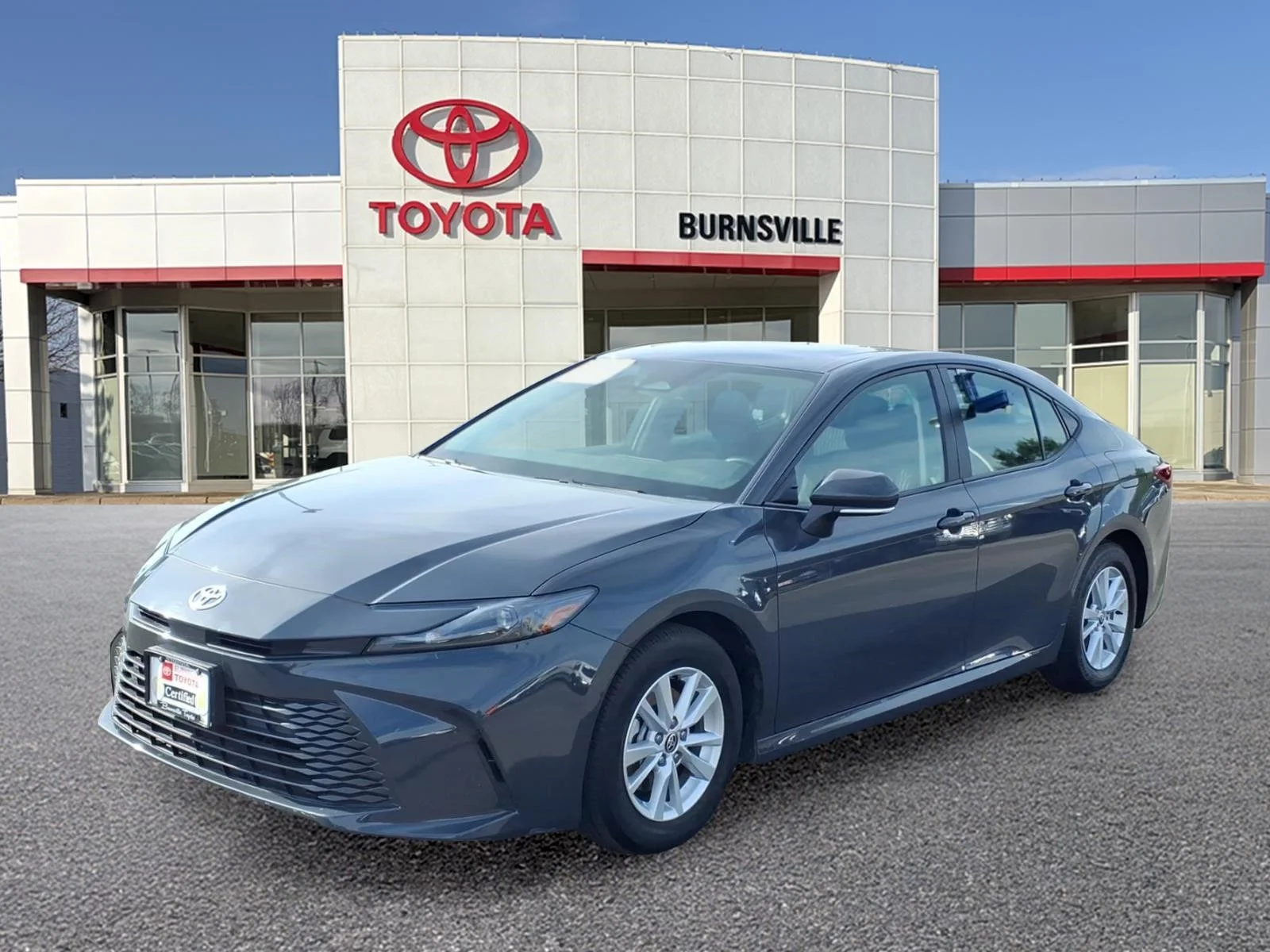 Certified Used 2025  Toyota LE image 8