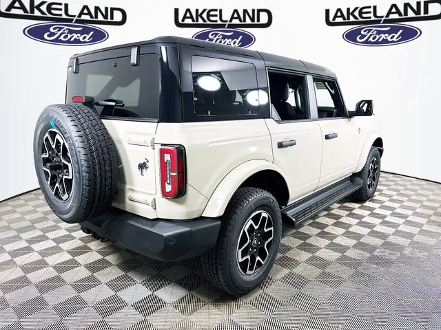 New 2026 Ford Bronco Outer Banks