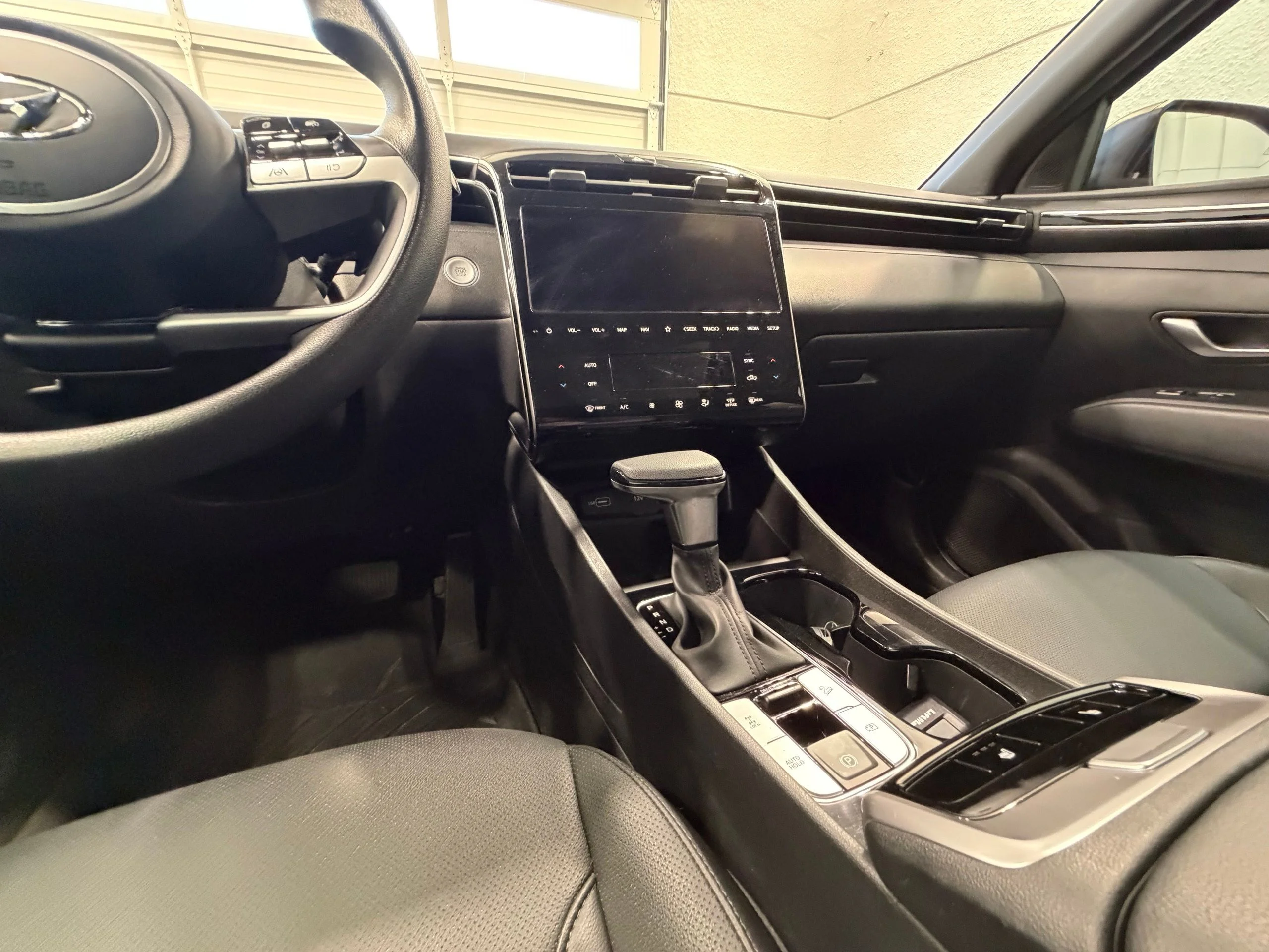 Used 2024 Black Hyundai NIGHT image 37