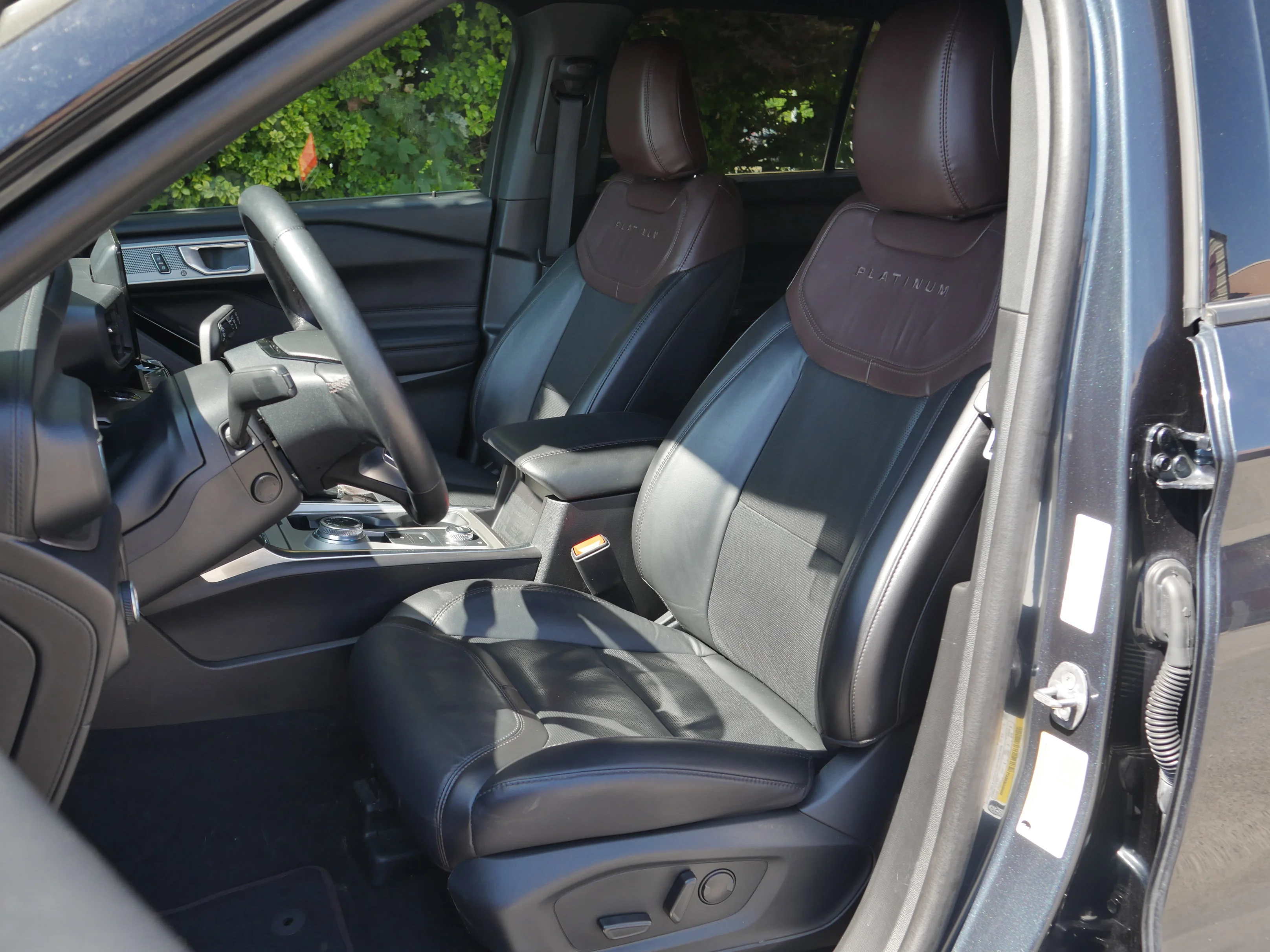 Certified Used 2024 Stone Blue Metallic Ford Platinum image 36