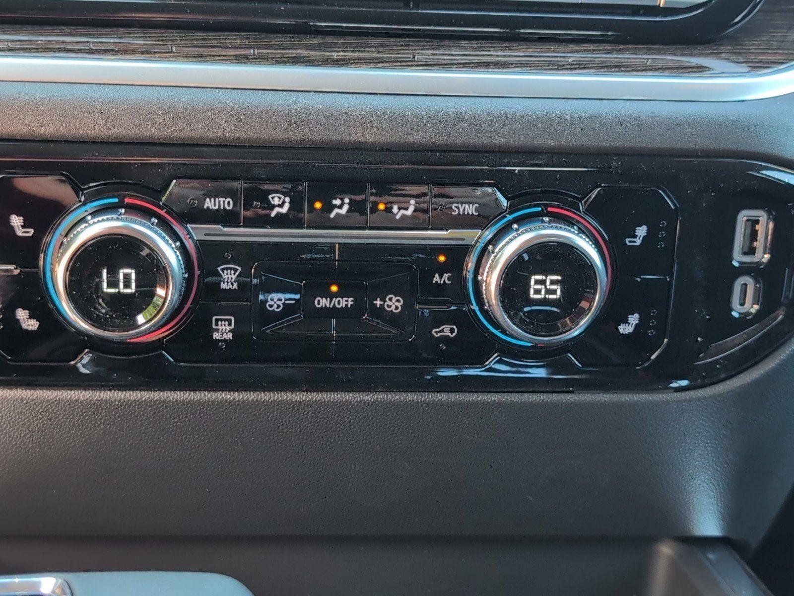 New 2026 Onyx Black GMC Elevation image 23