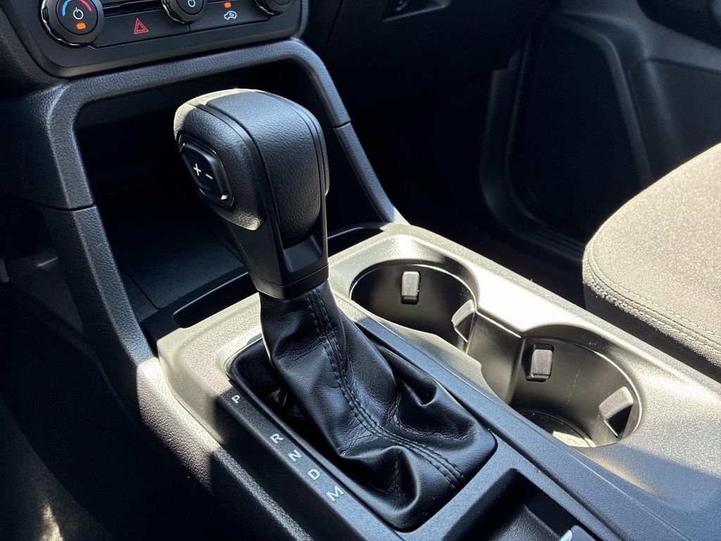 Used 2025 White Ford XL image 27