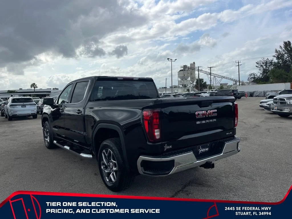 New 2026 Onyx Black GMC SLE image 5