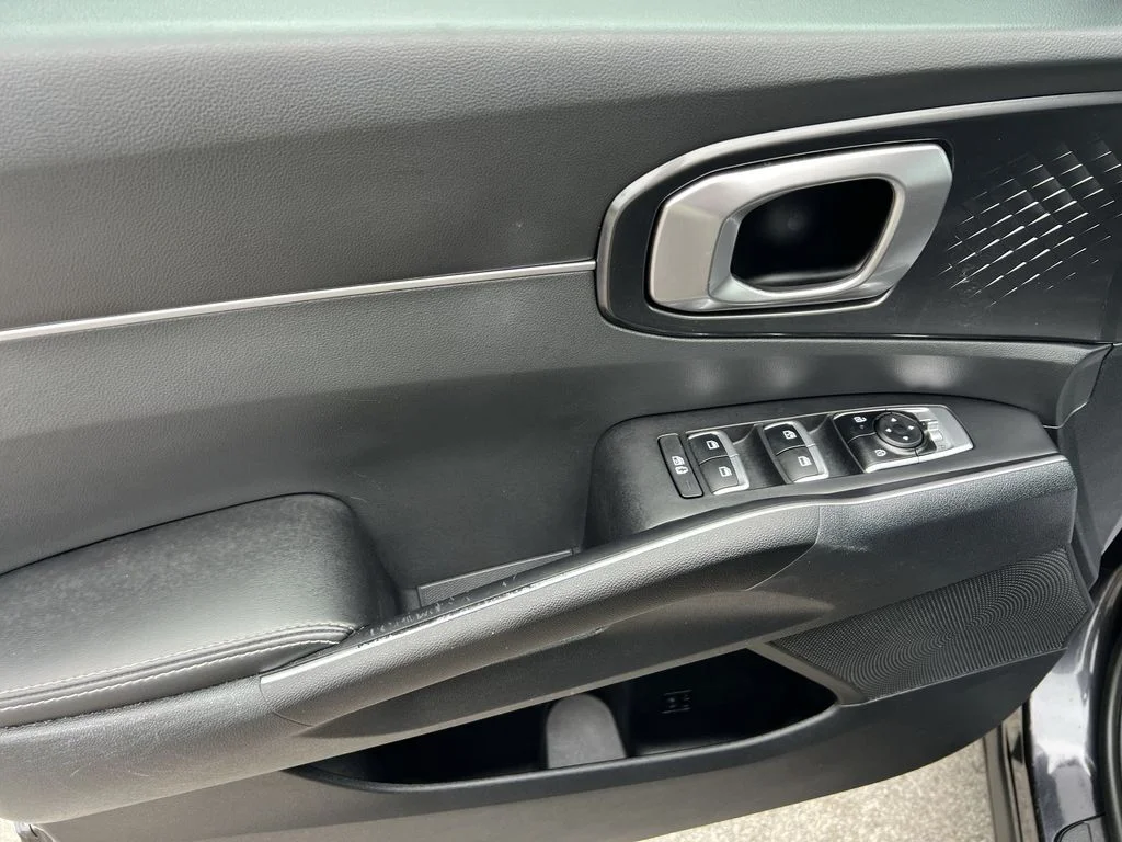 Used 2025 Gray Kia S image 13