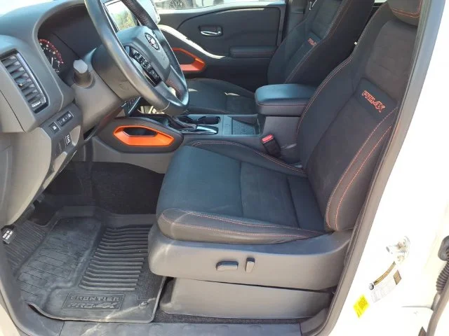 Used 2022 White Nissan PRO-4X image 16