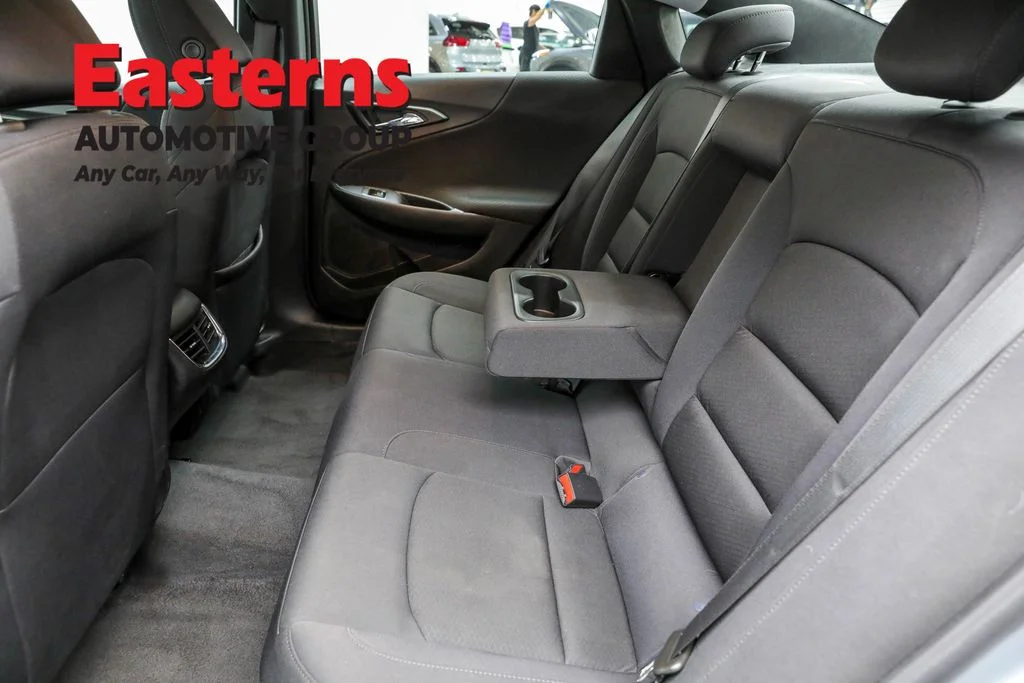 Used 2023 Gray Chevrolet LT image 21