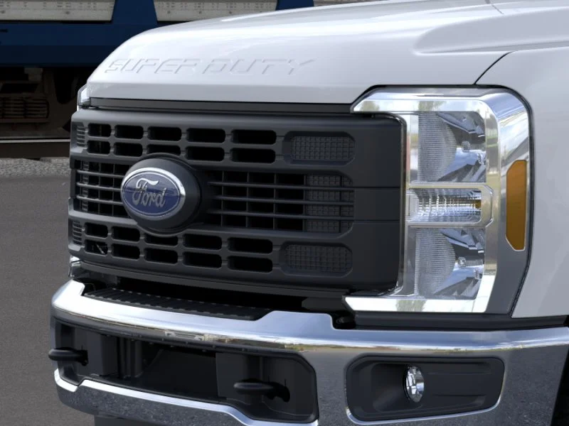 New 2026 Oxford White Ford F-250® XL image 17