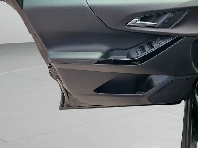 New 2027 Mosaic Black Metallic Chevrolet LT image 17