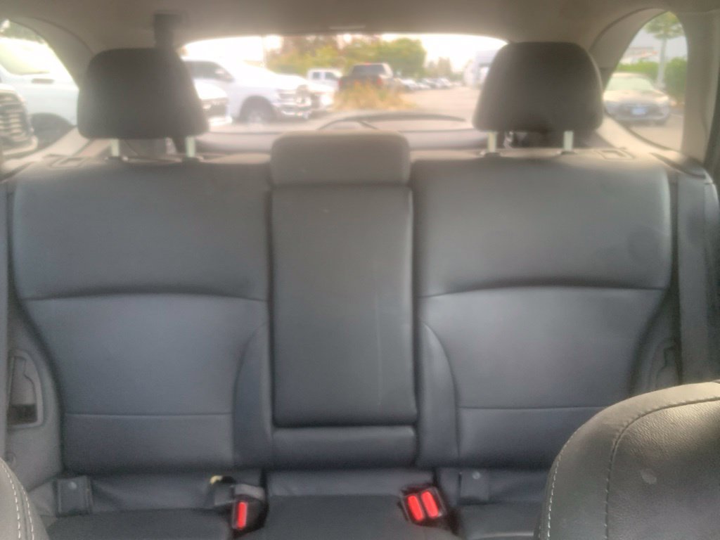 Used 2019 Silver Subaru 2.5i image 26
