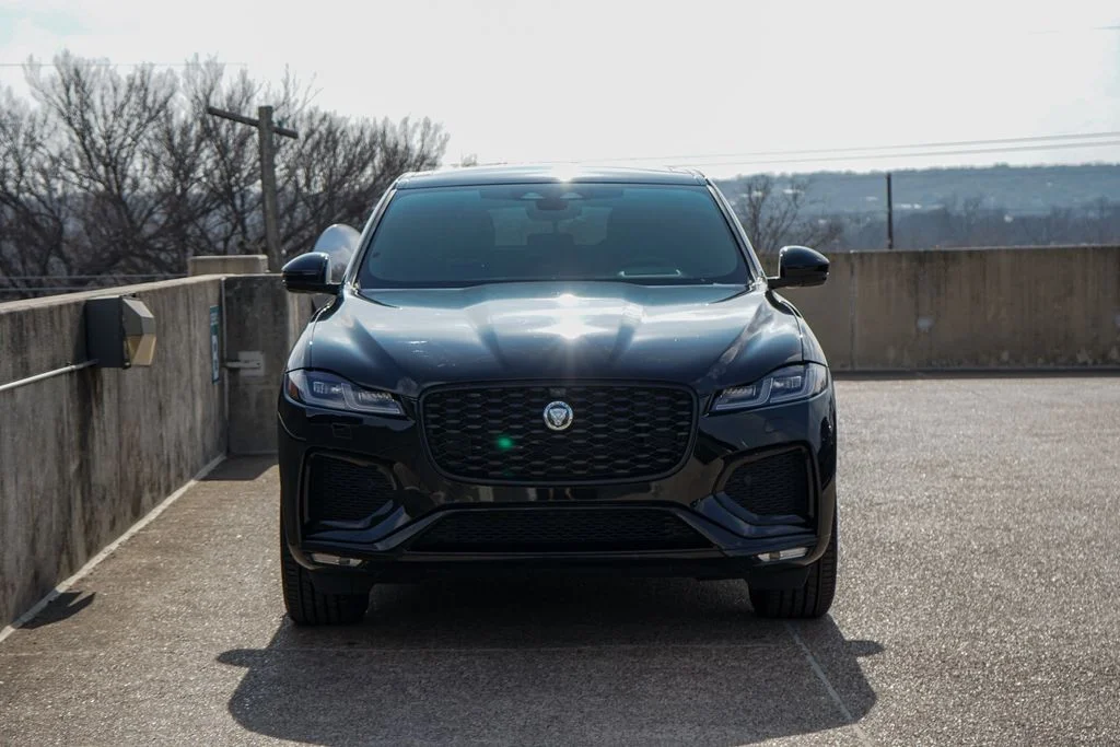 New 2026 Santorini Black Metallic Jaguar P250 R-Dynamic S image 4