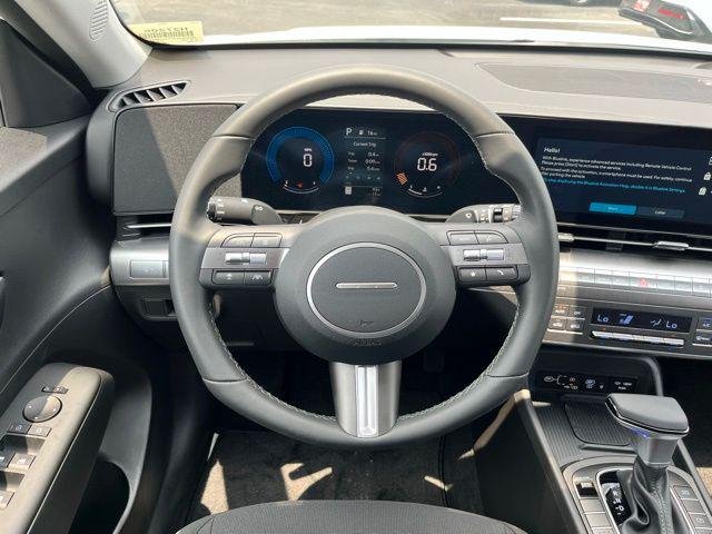 New 2026 White Hyundai SEL Sport FWD image 8