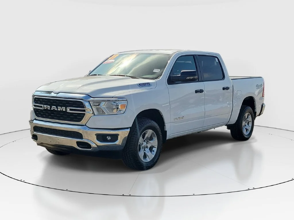 Certified Used 2023 White Ram Big Horn/Lone Star image 8