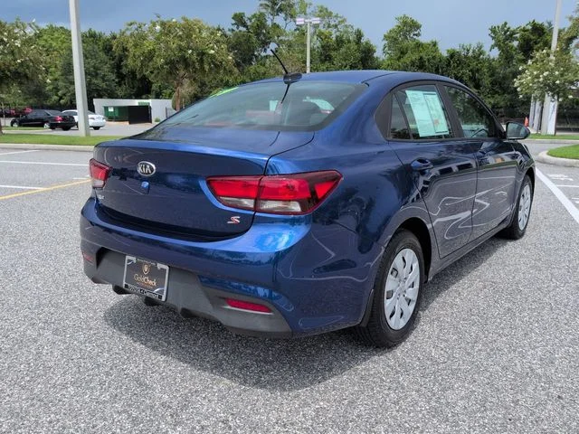 Used 2019 Blue Kia S image 4
