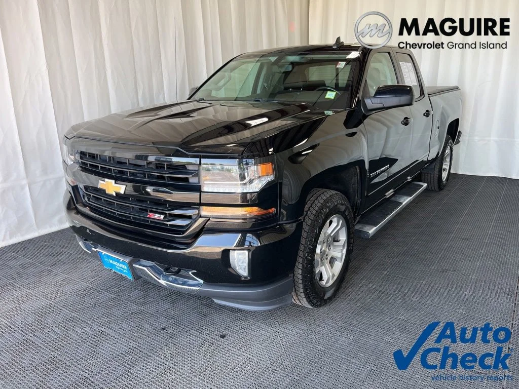 Used 2018 Black Chevrolet LT image 1