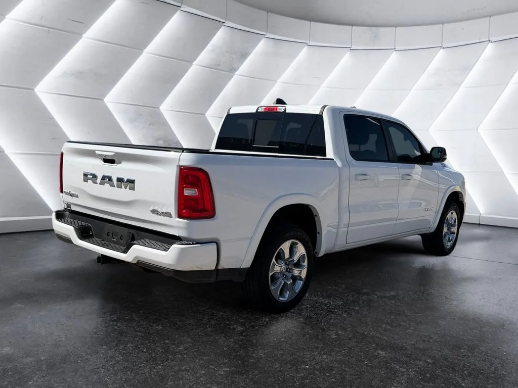 Certified Used 2025 White Ram Big Horn/Lone Star image 4