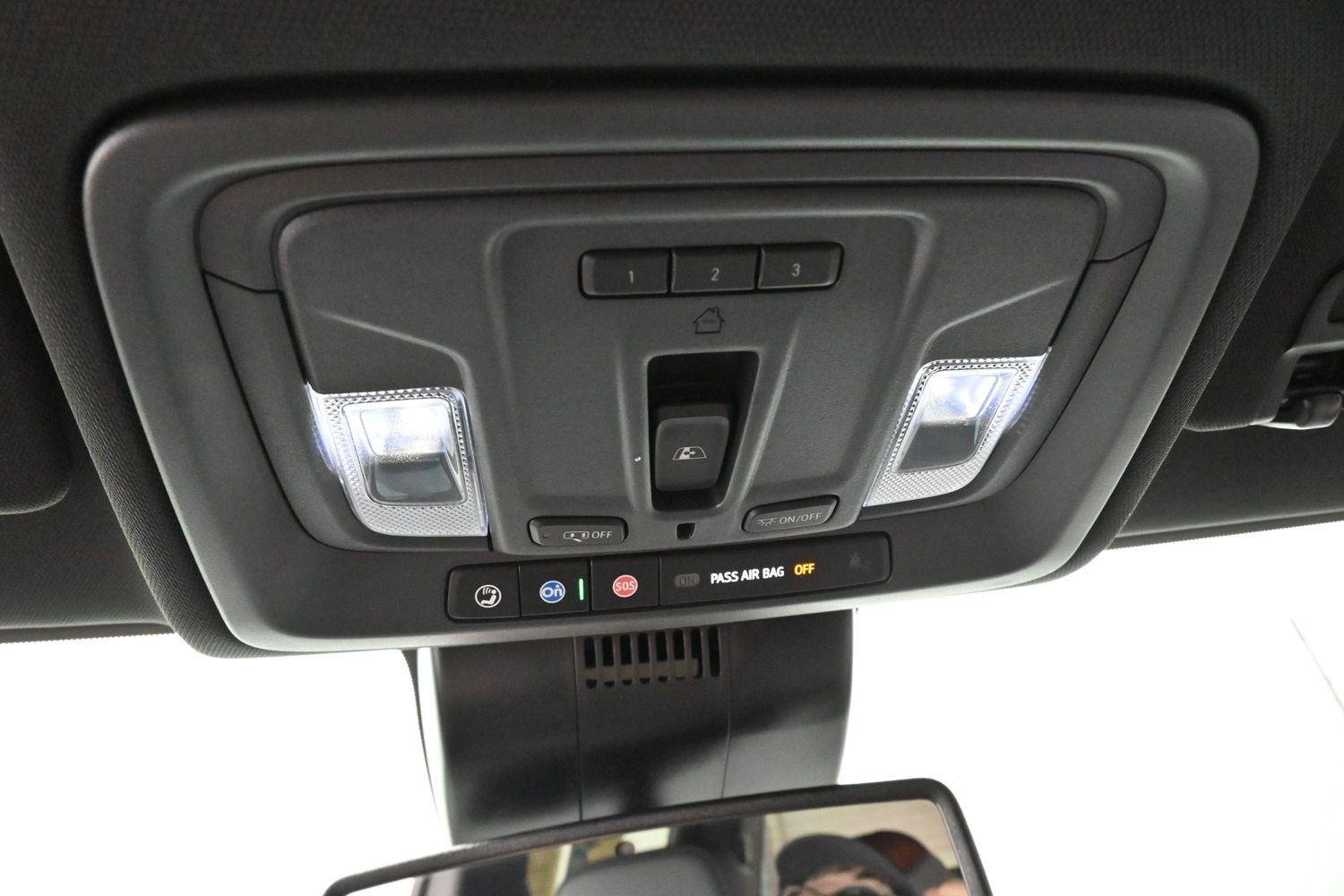 Used 2025 Onyx Black GMC AT4 image 29