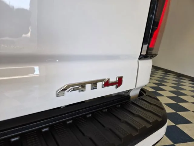 Used 2025 Summit White GMC AT4 image 8