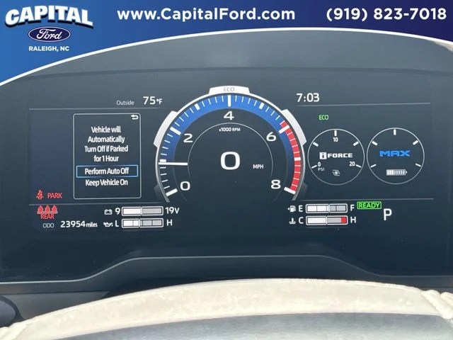 Used 2025  Toyota Limited image 26