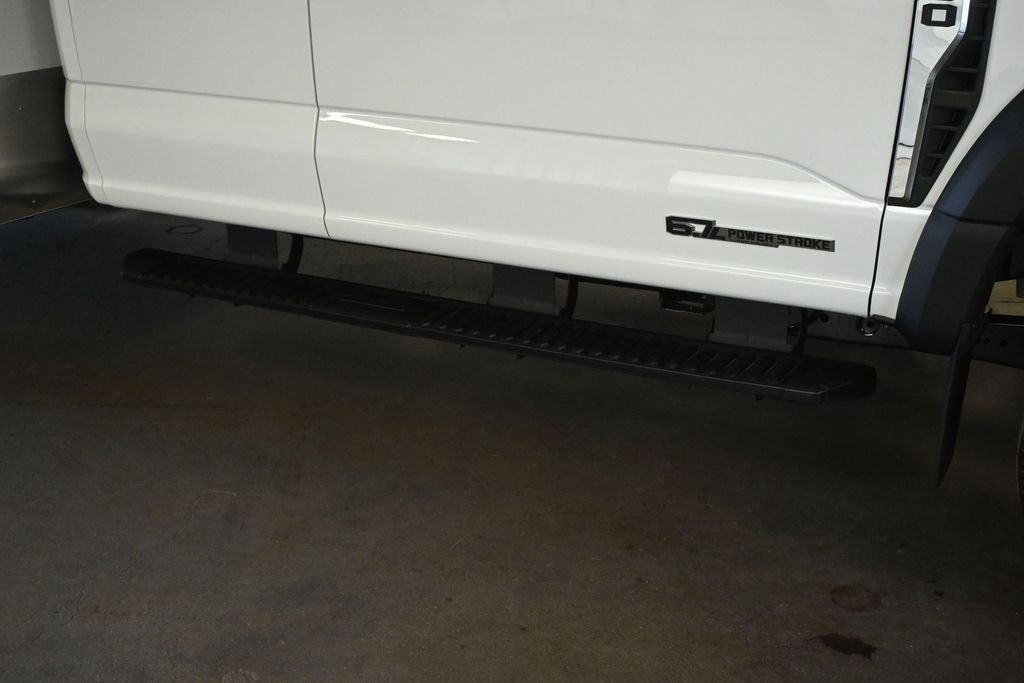 New 2026 Oxford White Ford XL image 31
