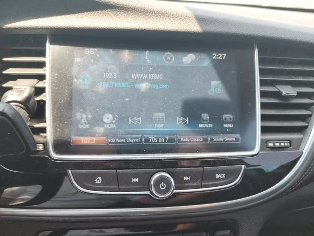 Used 2019 Red Buick Preferred image 11
