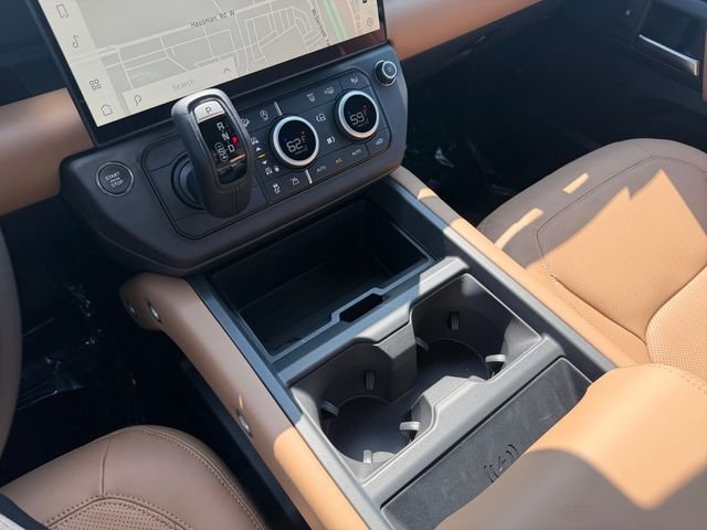 New 2026 Santorini Black Land Rover S image 24