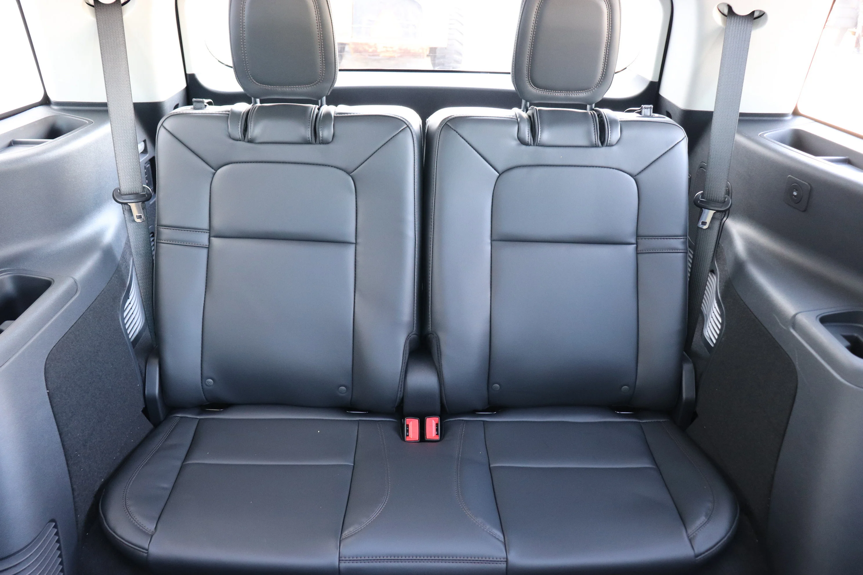 New 2026 INFINITE BLACK MET CC Lincoln Premiere image 9