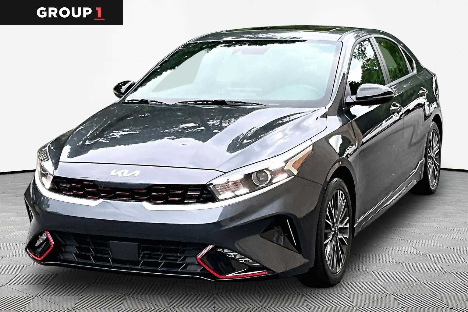 2023 Kia Forte GT-Line AT's photo