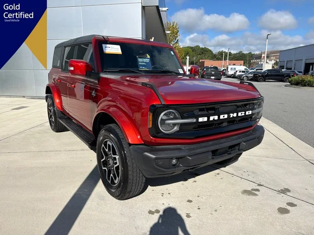 2024 Ford Bronco Outer Banks