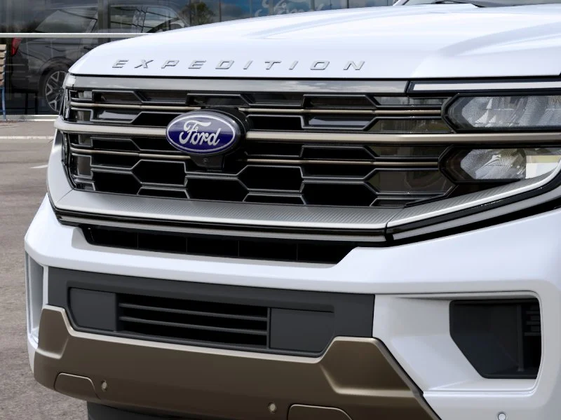 New 2027 Star White Metallic Tri-Coat Ford King Ranch image 52