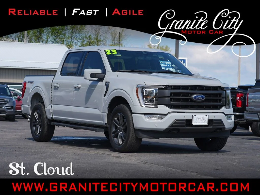 Used 2023  Ford Lariat image 1