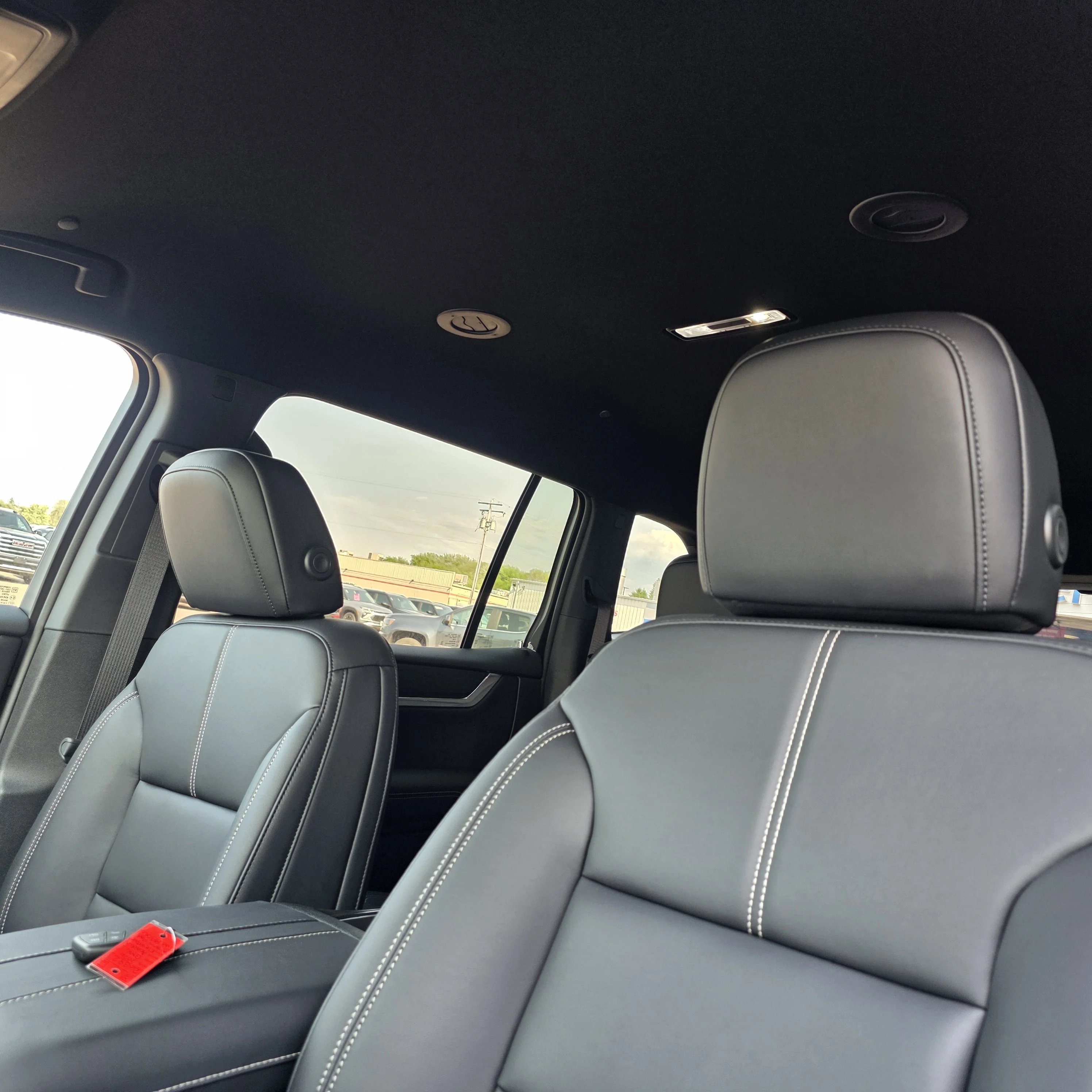 2026 GMC Acadia Elevation - Photo 9