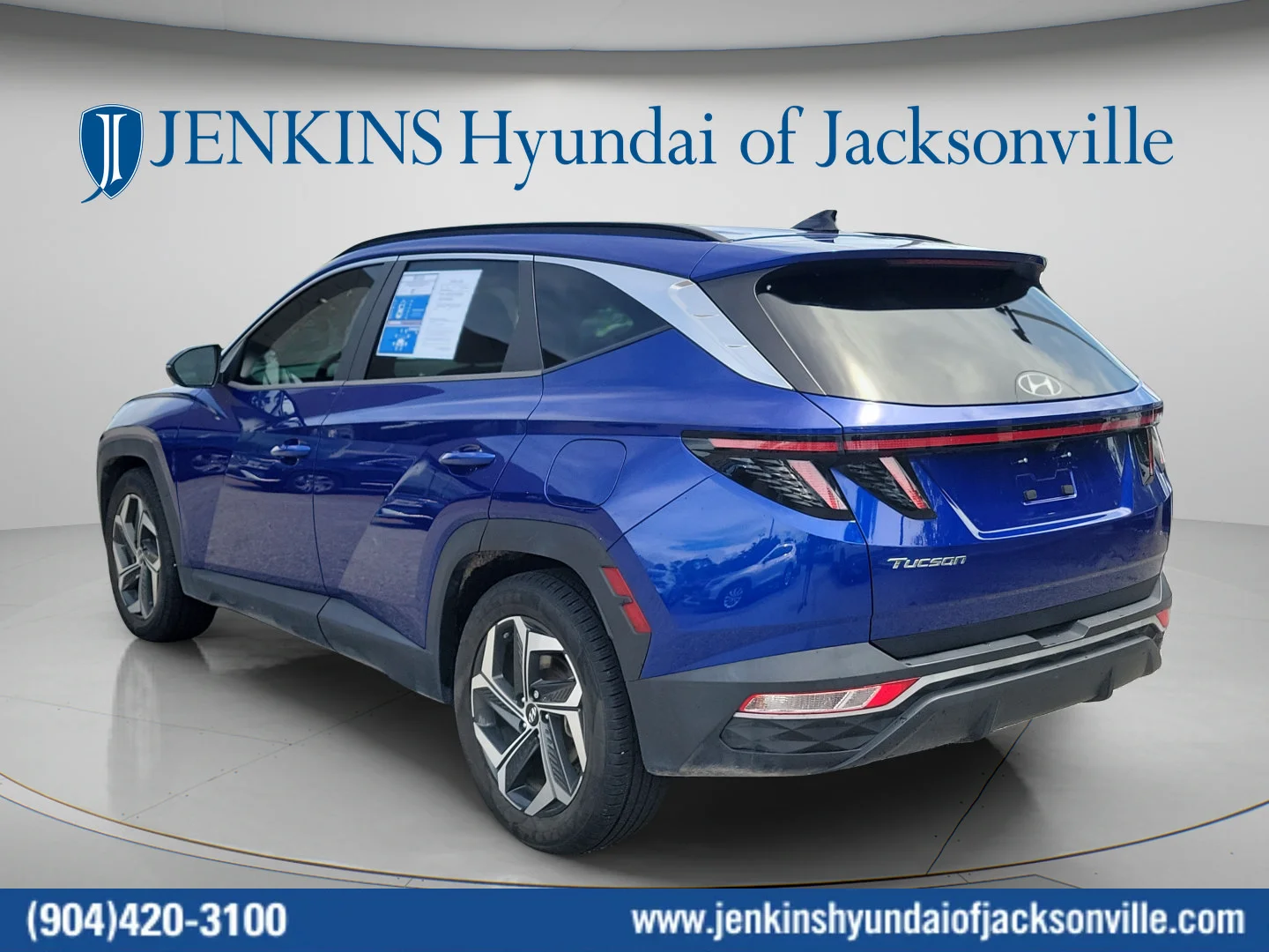 Used 2022 Intense Blue Hyundai SEL image 8