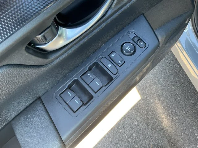 2024 Honda CR-V LX - Photo 11
