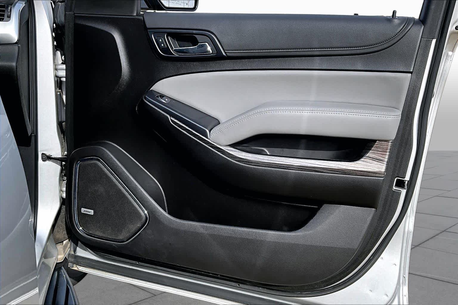 Used 2019 Silver Ice Metallic Chevrolet LT image 26