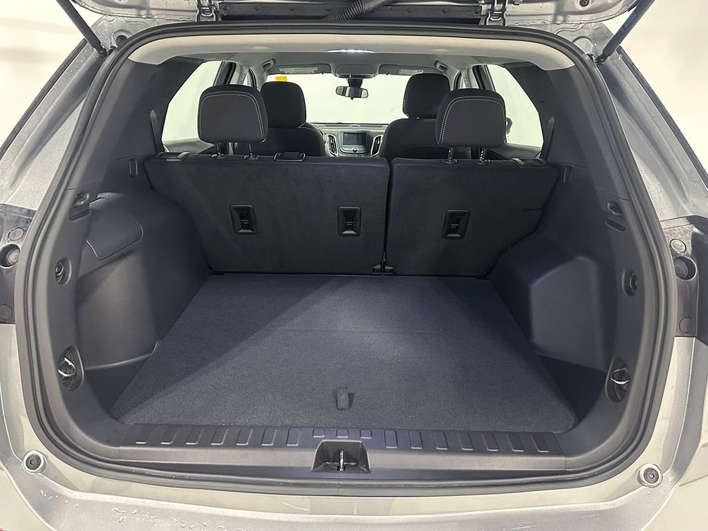 Used 2024 Gray Chevrolet LS image 5