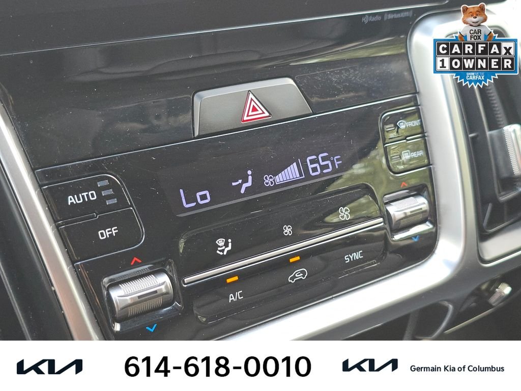 Used 2022 White Kia S image 31
