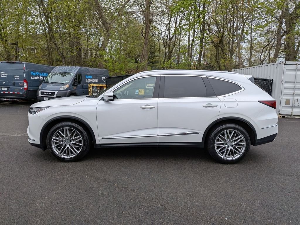 Used 2023  Acura Advance image 10