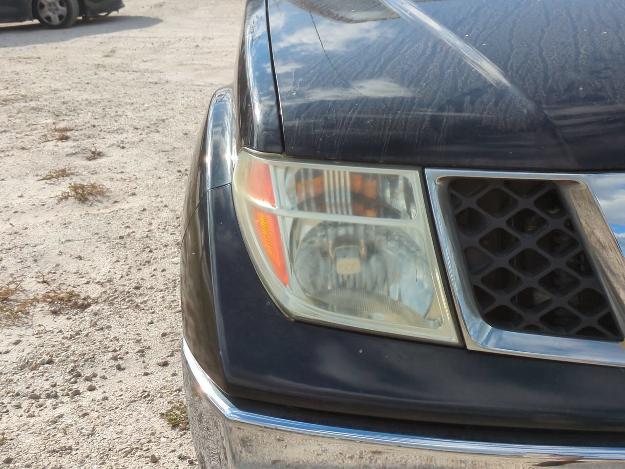 Used 2006 Super Black Nissan  image 10