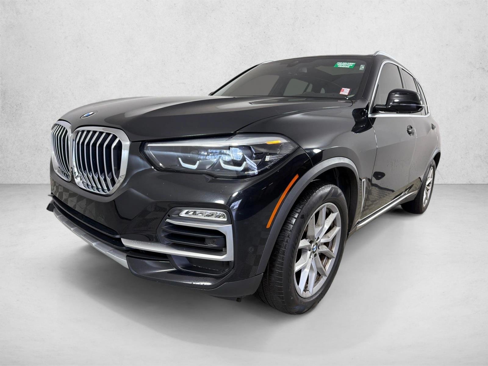 Used 2021 Jet Black BMW sDrive40i image 9
