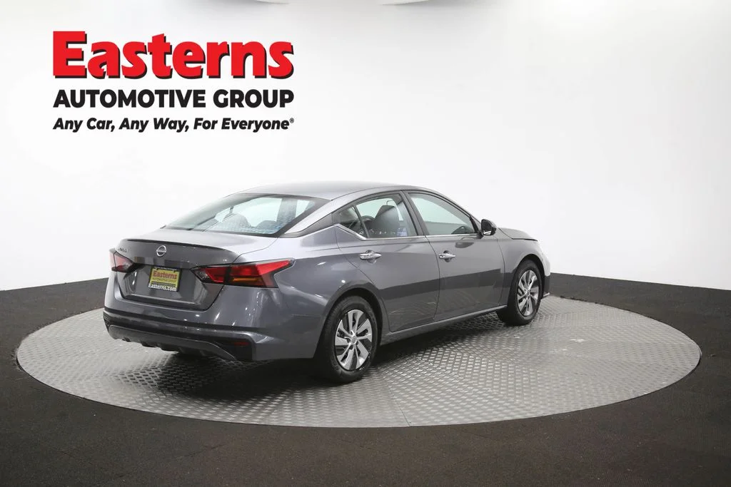 Used 2023 Gray Nissan 2.5 S image 39