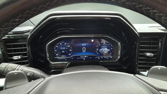 Used 2022 Beige Chevrolet High Country image 15