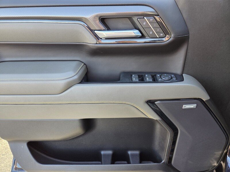 Used 2022 Gray Chevrolet ZR2 image 23