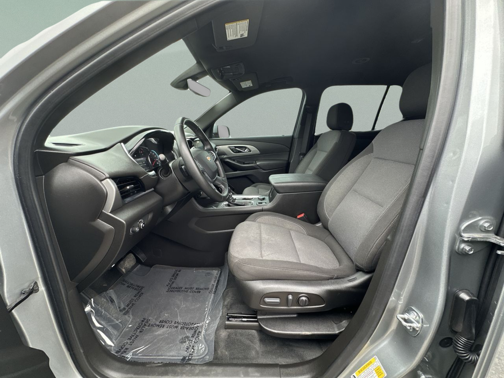Used 2023 Gray Chevrolet LT image 22