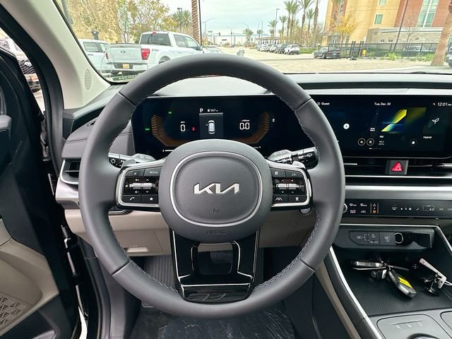 Certified Used 2026 Metal Kia LXS image 11
