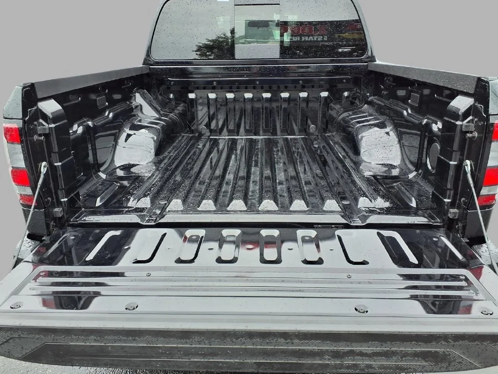 2026 Nissan Frontier S - Photo 24