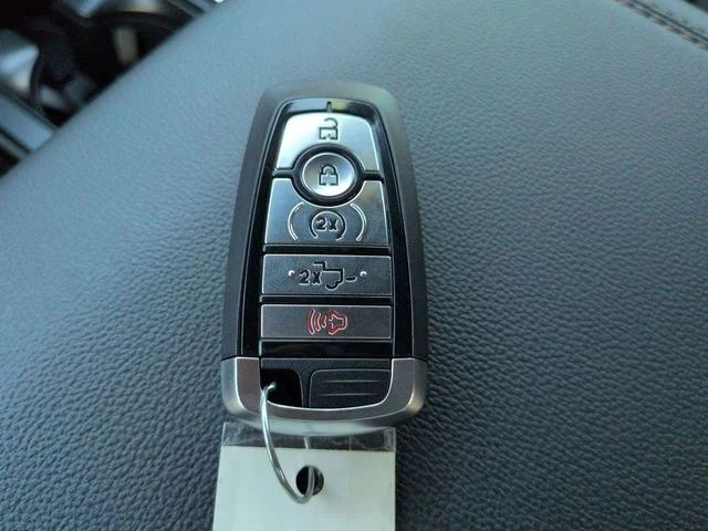 New 2026 Star White Metallic Tri-Coat Ford Lariat® image 27